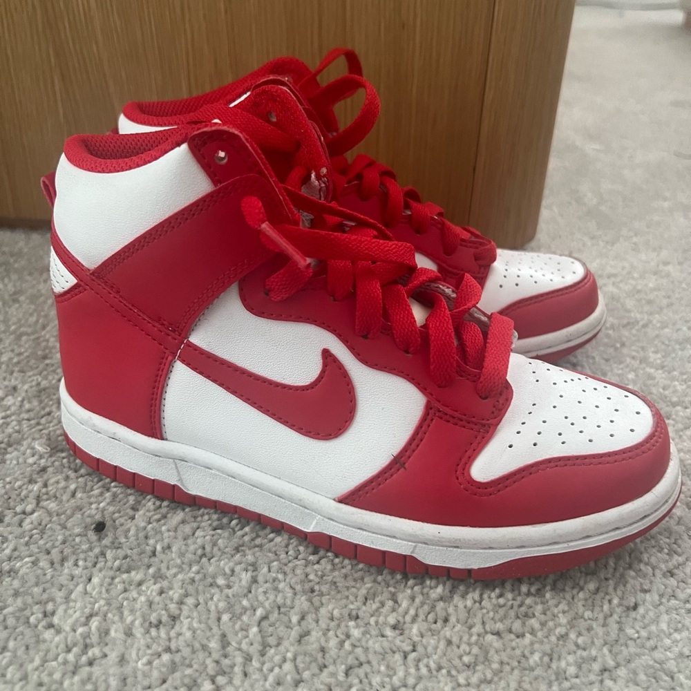 Nike Dunk High Size 3.5Y